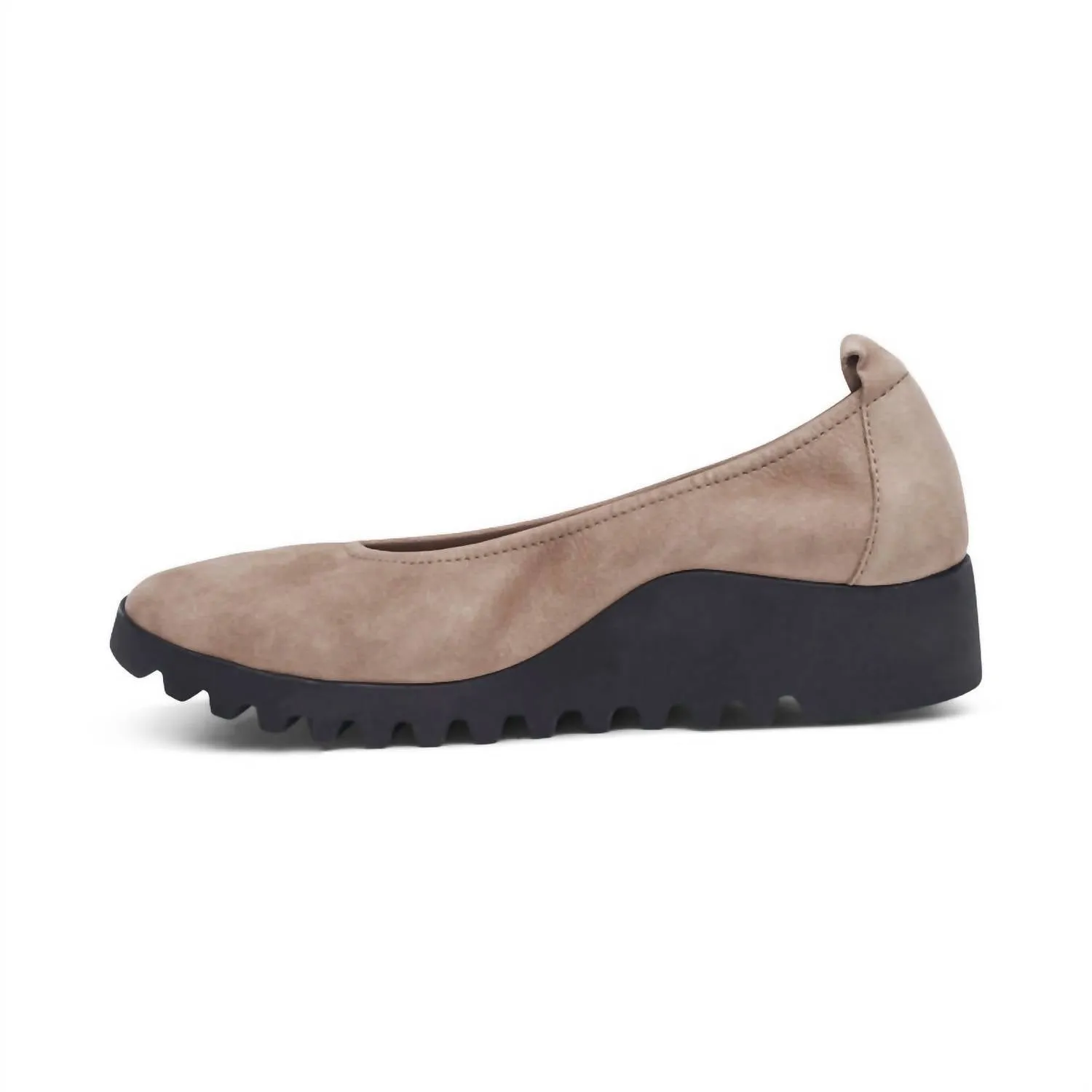 Aetrex - Brianna Slip-on Ballet Flat