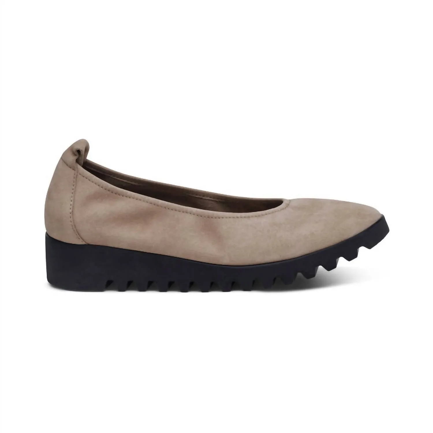Aetrex - Brianna Slip-on Ballet Flat