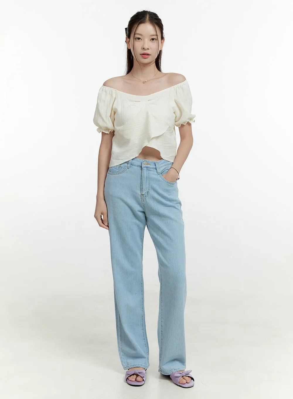 Ava Light Washed Straight Jeans OL430