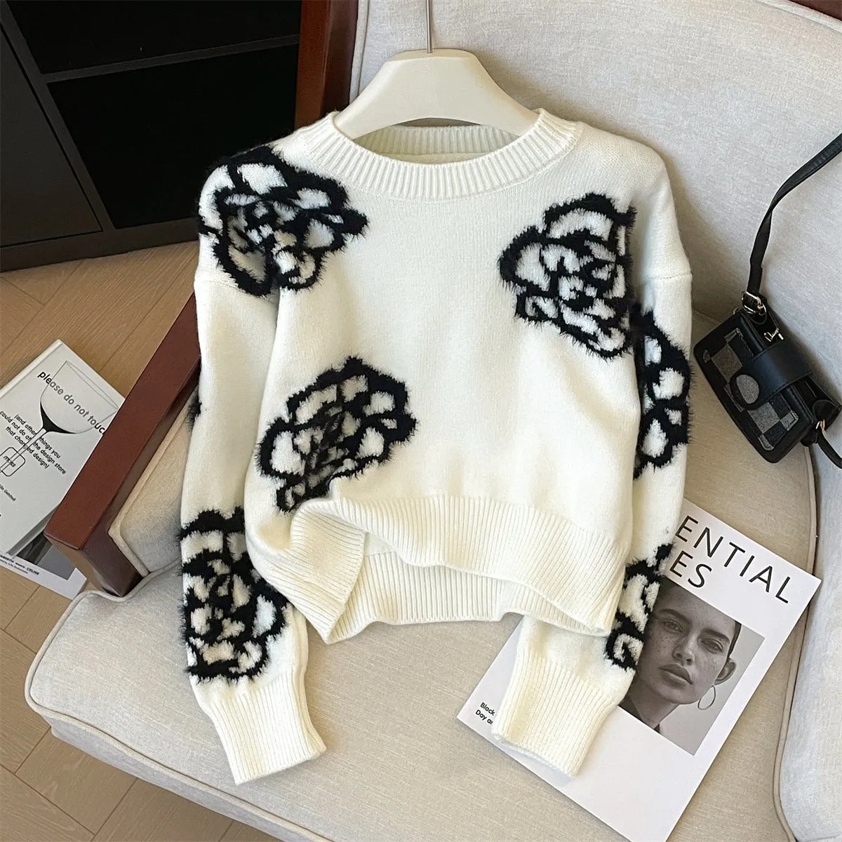 Black Floral Jacquard Soft Sweater