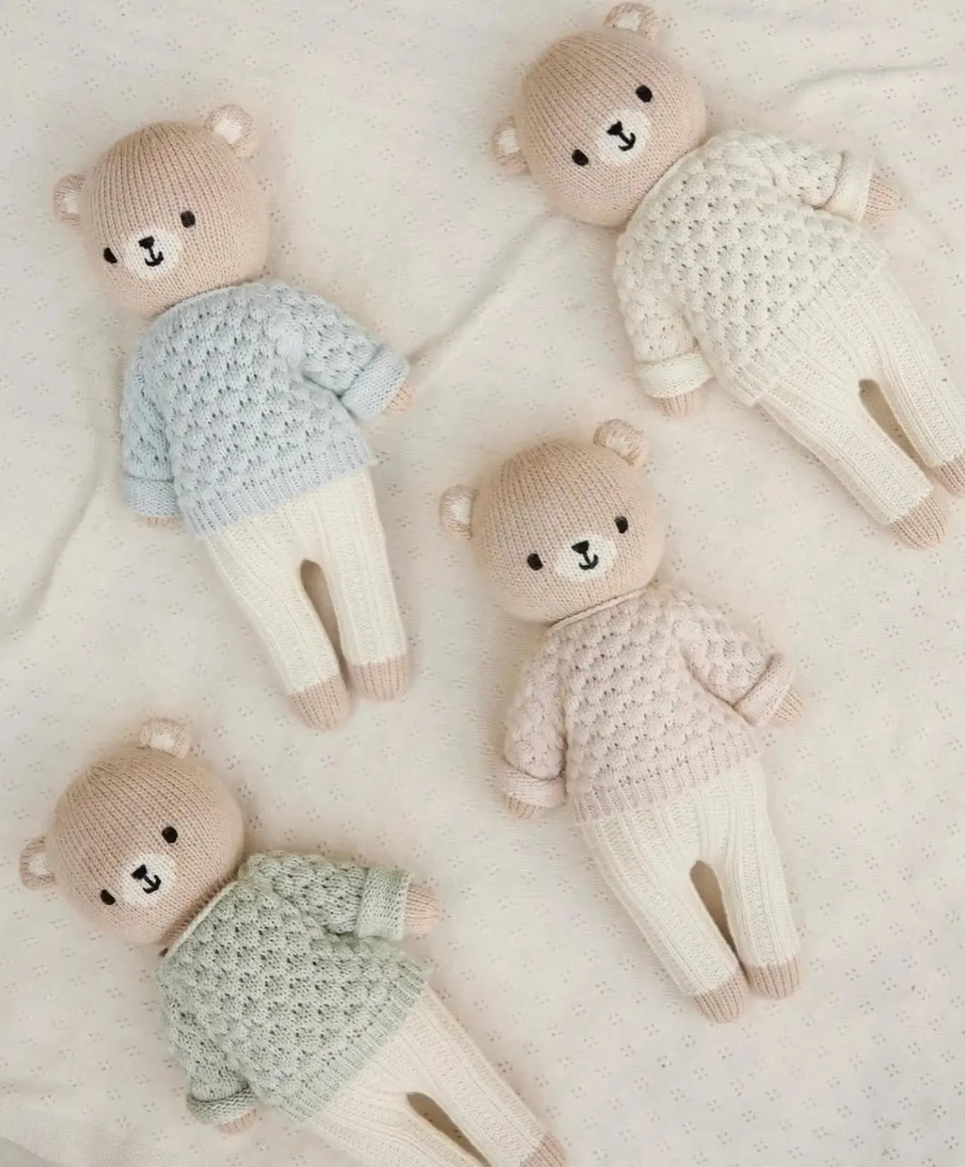 Bubble Sweater Bear - Sky Blue