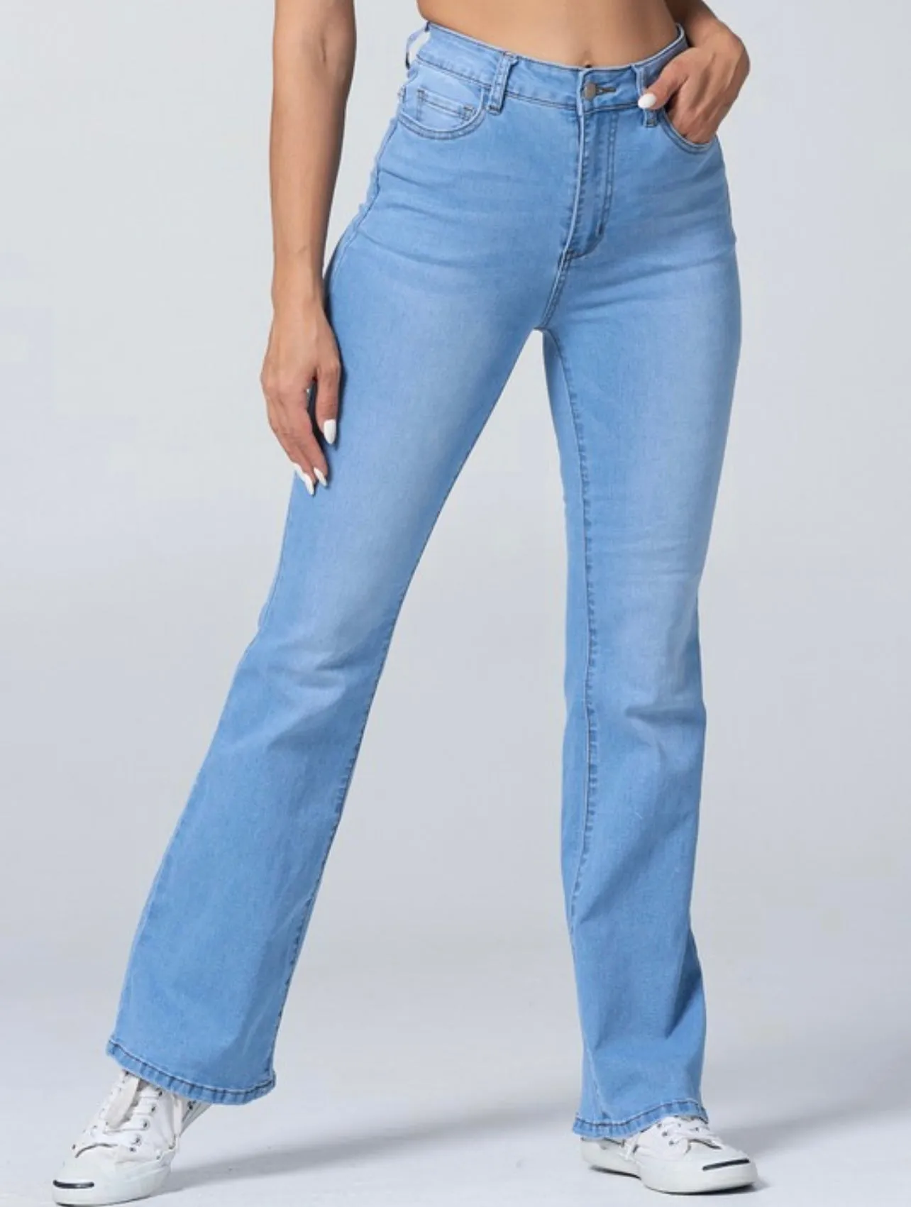 LIGHT DENIM HIGH WAISTED JEANS