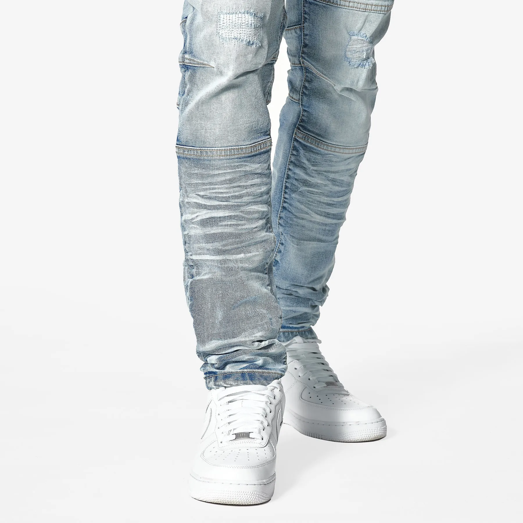 LIGHT TINT BLUE JEANS WITH CELLPHONE POCKETS