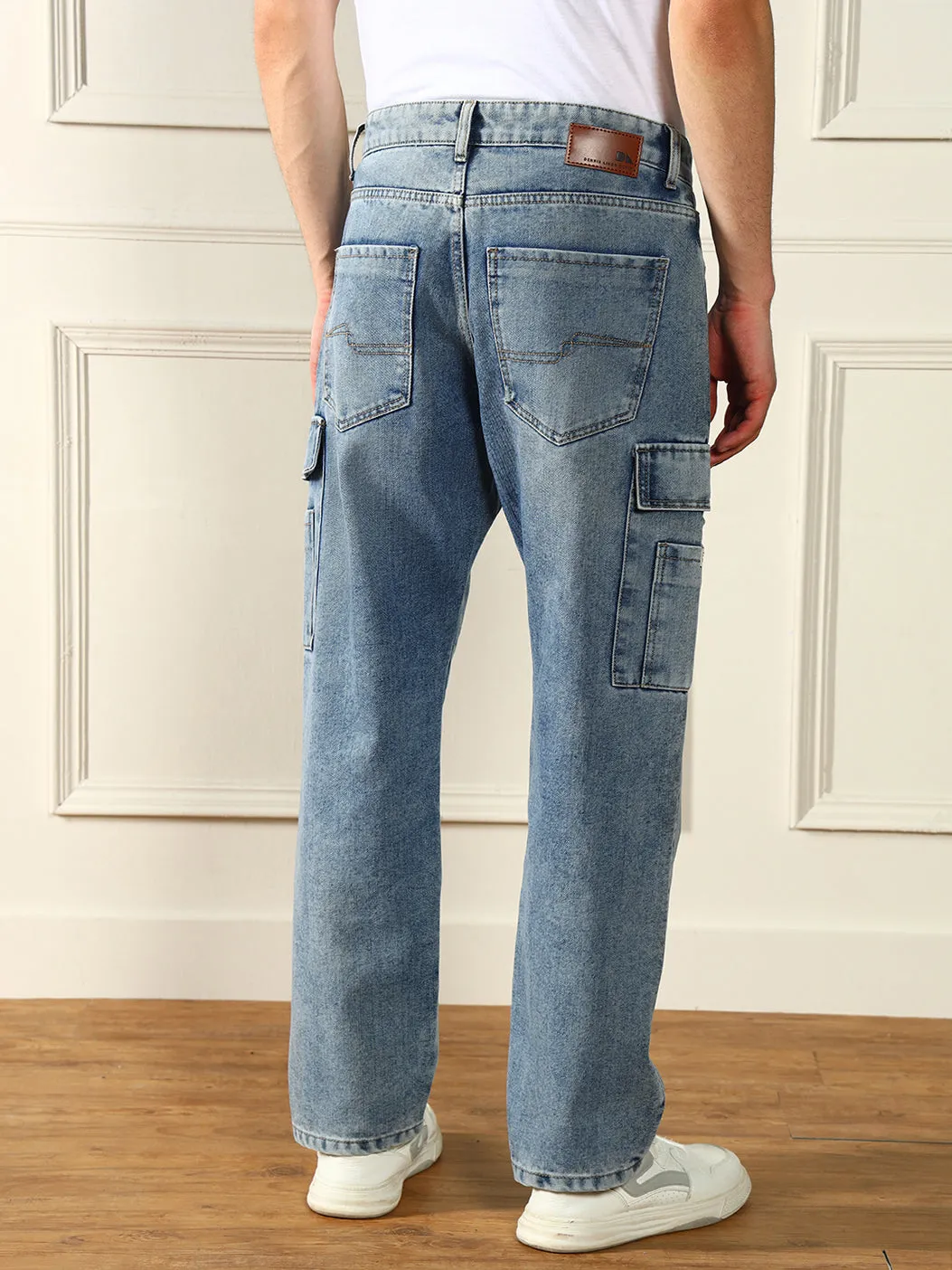 Men's Light Blue Relaxed Fit Light Fade Jeans