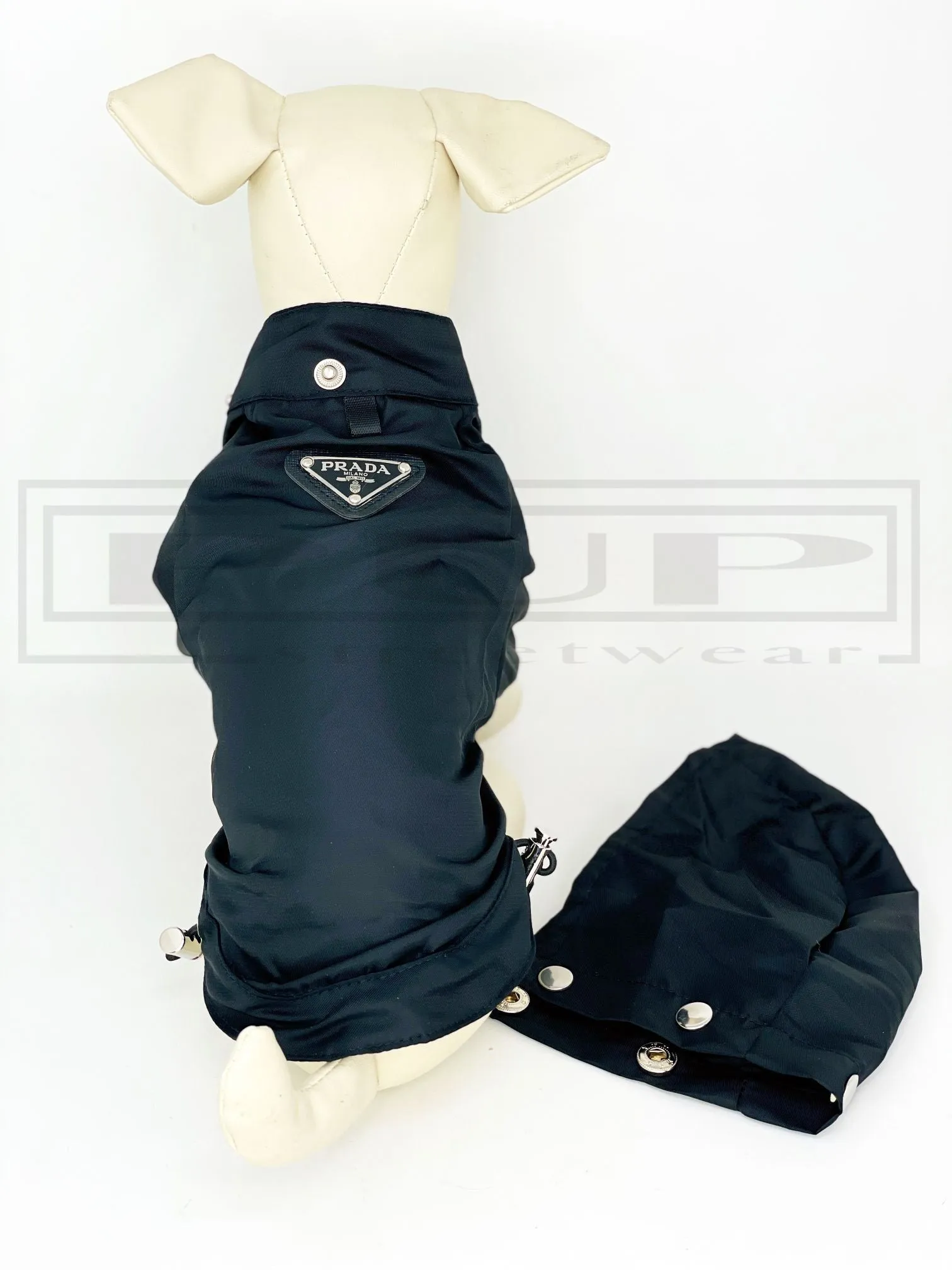 Pawda Windbreaker w/ removable hood
