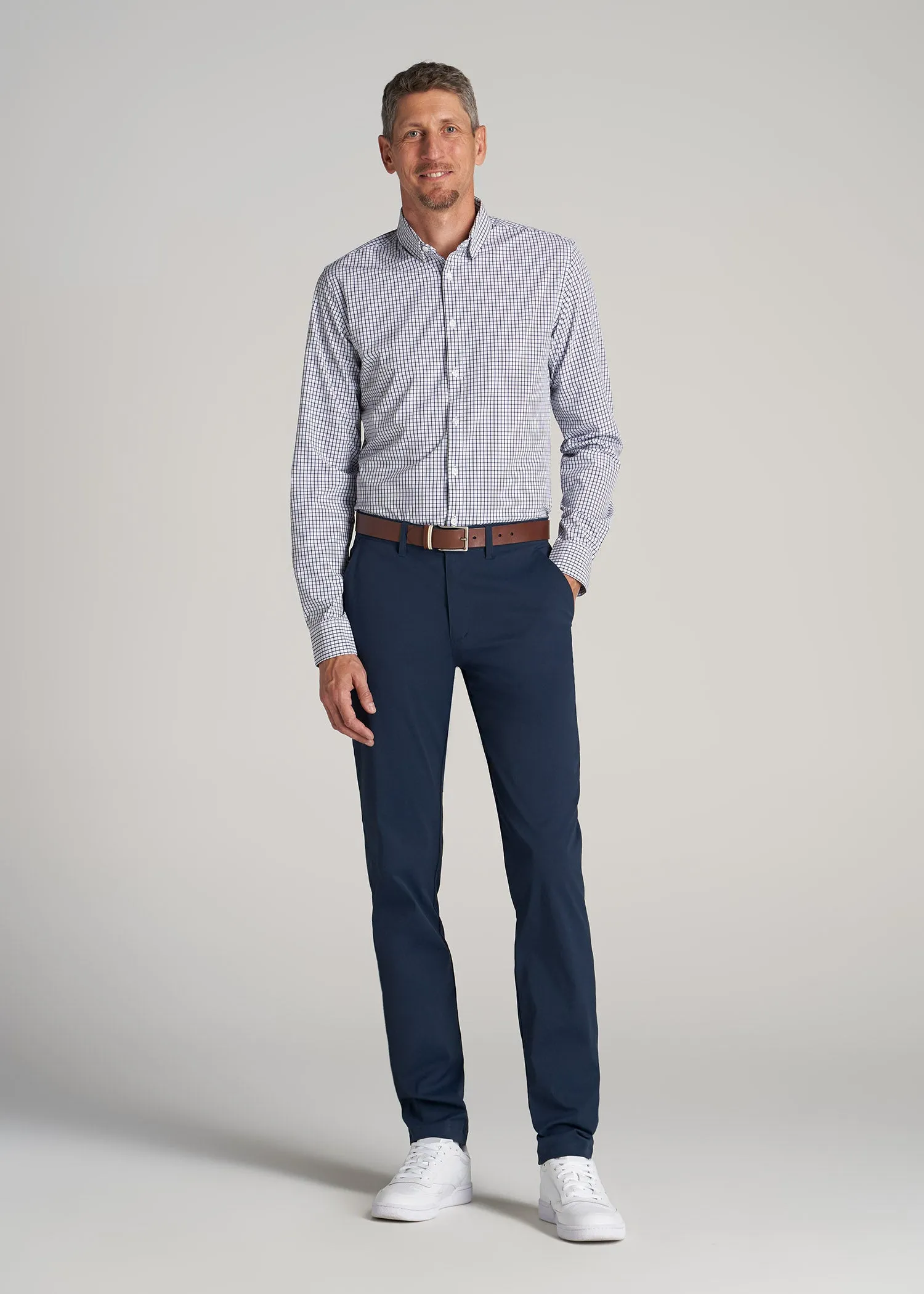 TAPERED FIT Traveler Chino Pants for Tall Men in Marine Navy
